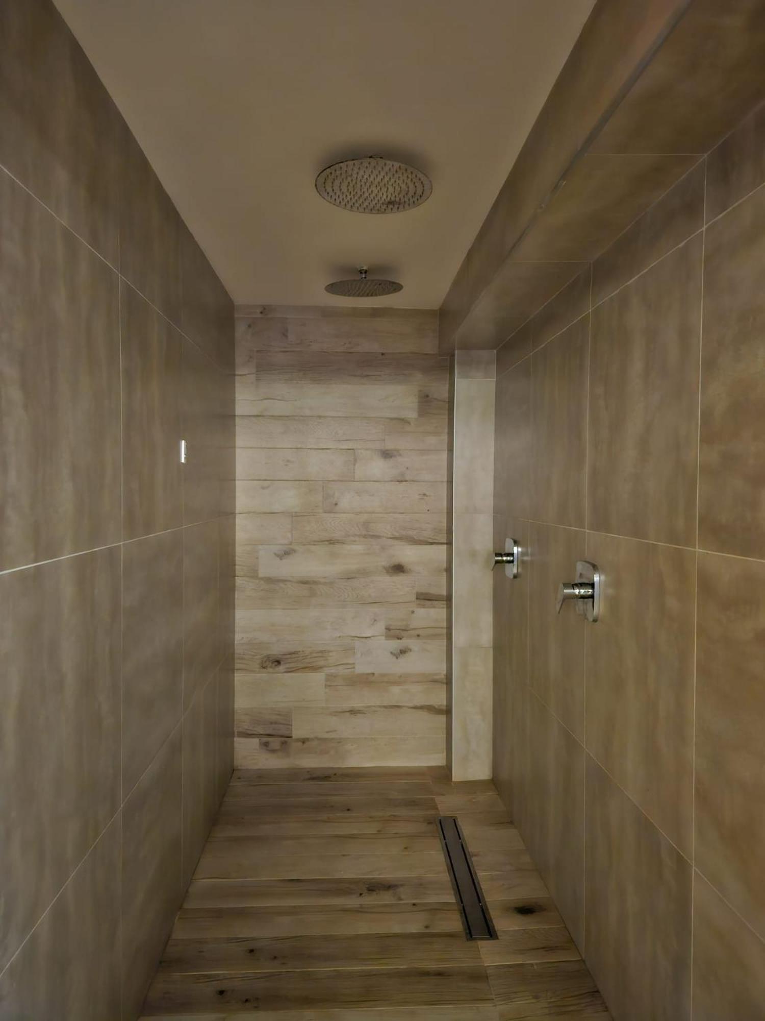 קופאוניק Ivkovic Spa Milmari N16 מראה חיצוני תמונה